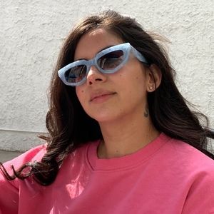 Meet your Posher, Viviana